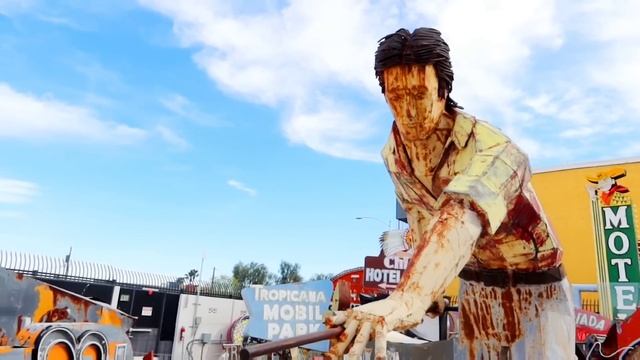 Las Vegas' NEON MUSEUM BONEYARD Day & Night Experience смотреть онлайн