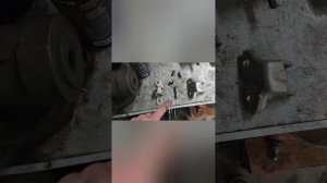 Ремонт дверной петли Toyota