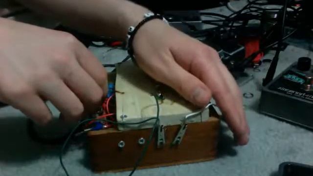 Cracklebox смотреть онлайн