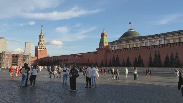 Москва. 1 День смотреть онлайн