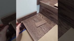 Плинтус для лестницы