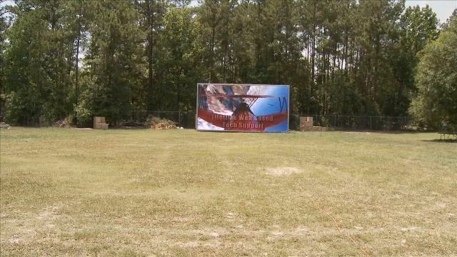 Outdoor Video Wall - Leading Edge Displays смотреть онлайн