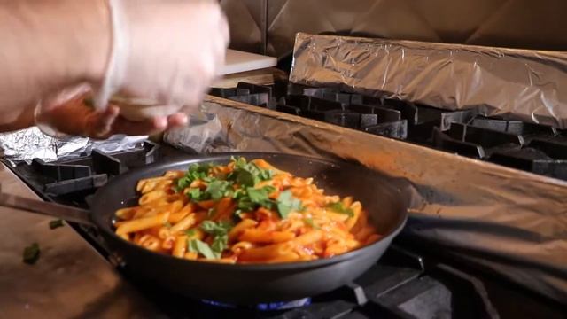 Penne Caprese Recipe смотреть онлайн