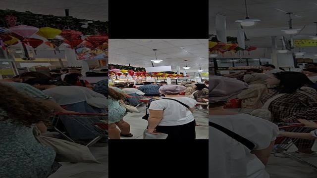 Огромная очередь в супермаркете Кинг Конг смотреть онлайн