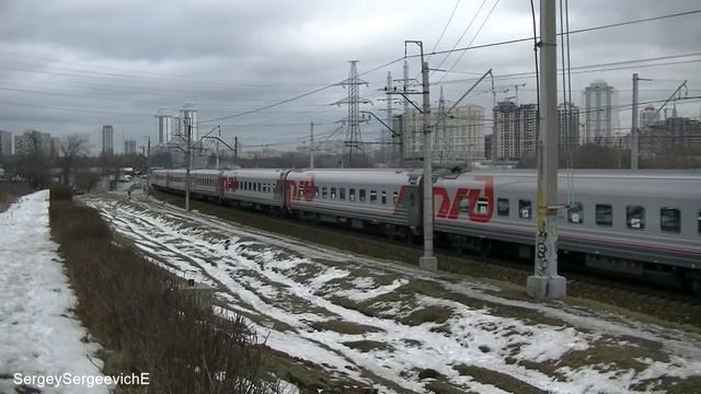 Электровозы ЭП20-008, ЧС7 смотреть онлайн