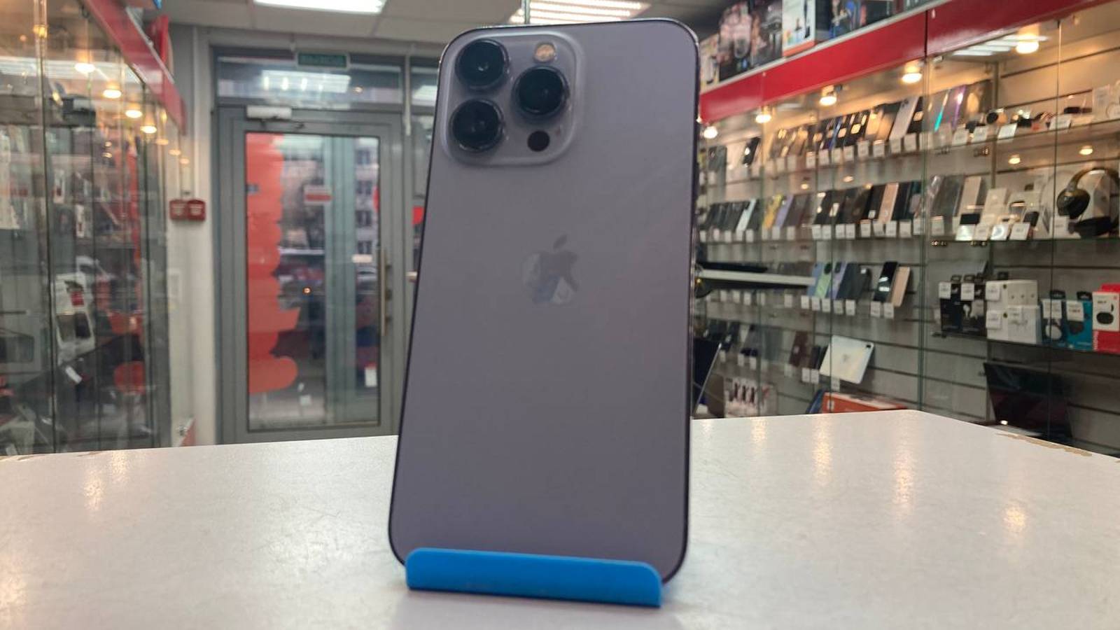 iPhone 13 Pro 128 GB смотреть онлайн