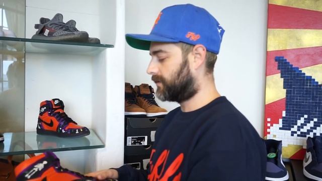 $100 vs $500 vs $3,000 Custom Sneakers! смотреть онлайн