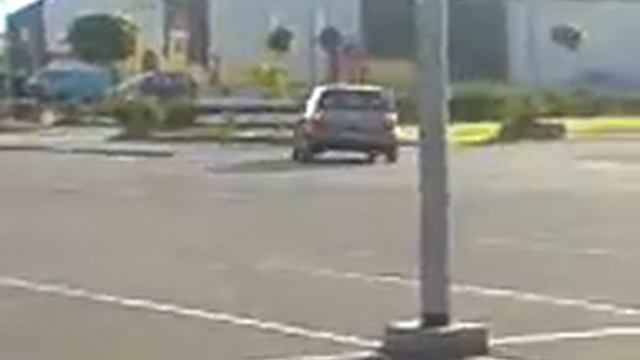 J-K Seat Arosa FWD Powerslide смотреть онлайн
