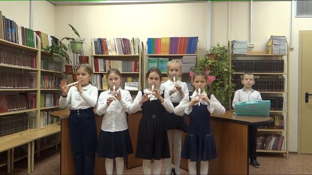 ГБОУ Школа 2053 Ансамбль "ВЕСЁЛЫЙ НАИГРЫШ" попурри "МУЗЫКА ДЕТСТВА" смотреть онлайн