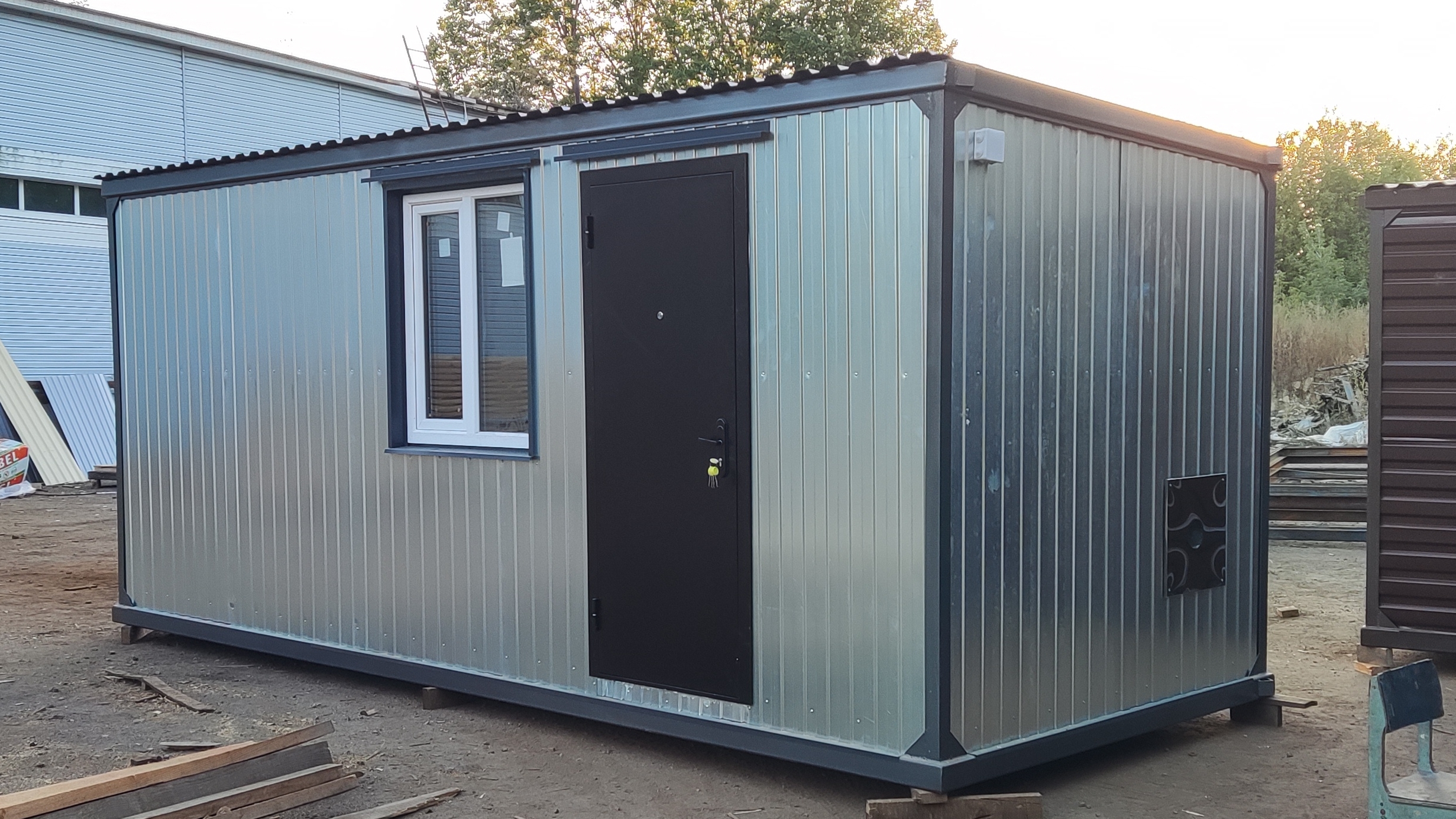 Дачный домик блок контейнер вагончик металлический бытовка с вагонкой утепление 100мм базальт 6 м смотреть онлайн
