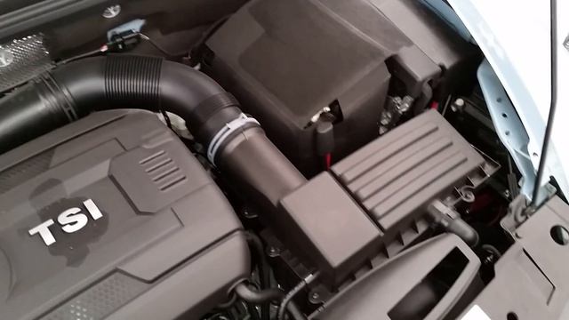 2015 Volkswagen Beetle - TSI 1.8L Turbo I4 Engine Running After Oil Change & Filter Replacement смотреть онлайн