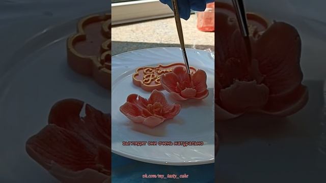 Шоколадный декор для торта #декордлямуссовоготорта#декордляторта#тортспб смотреть онлайн