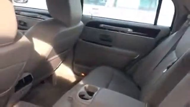 2011 Lincoln Town Car Signature Limited Walk Around смотреть онлайн