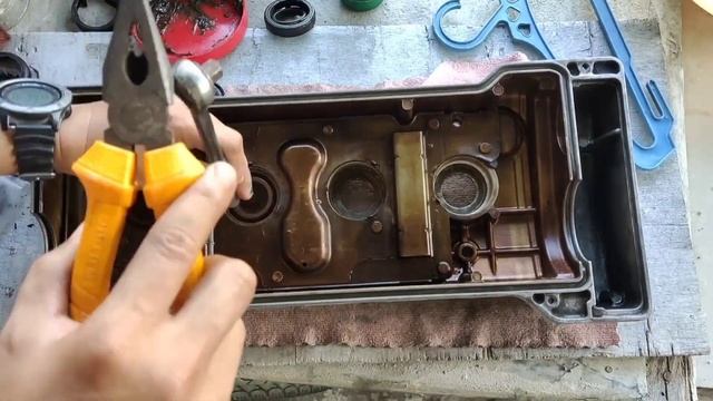 How to replace valve cover gasket, PCV valve, and spark plug oil seal of Toyota Corolla 1.6 4AFE ? смотреть онлайн