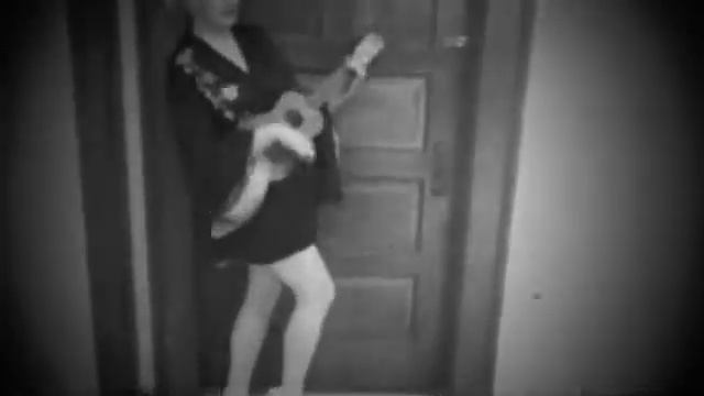 Lily Fawn - Vintage Ukulele Gal смотреть онлайн
