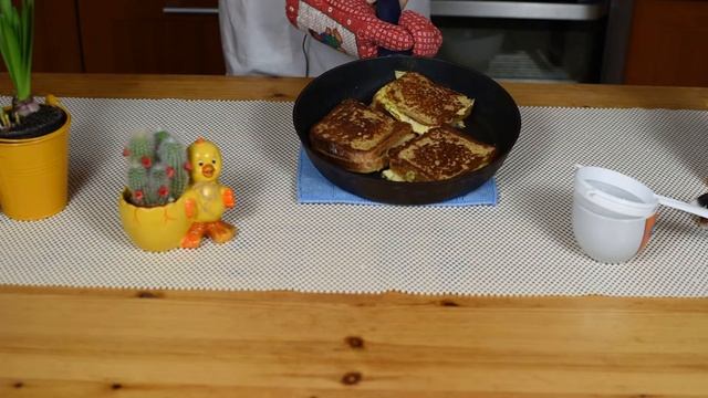 Сладкие гренки с начинкой на завтрак! смотреть онлайн