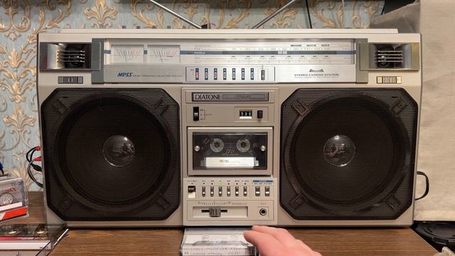 Diatone JR-711. Mitsubishi играют в аудио, топ ремонт. Ace of Base lp смотреть онлайн