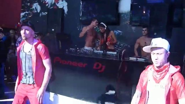 Музыка Москва- выступление DJ`s.MOV смотреть онлайн