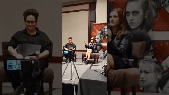 Eliza Taylor Talked About Lexa And Alycia Debnam-Carey