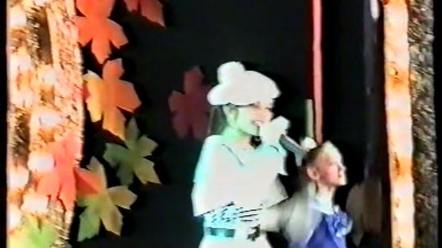 Ангелина Старожук -Маленький мальчишка. Телешоу "Пирамида" 1994 г г Владивосток смотреть онлайн