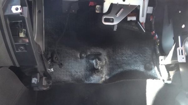 Установка платы обогрева лобового стекла