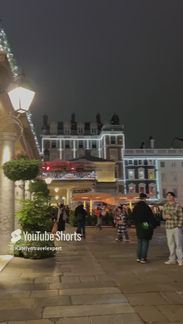 Christmas Covent Garden #лондон#рождественскиеукрашения#новогоднеенастроение#англия#елка#новыйгод смотреть онлайн