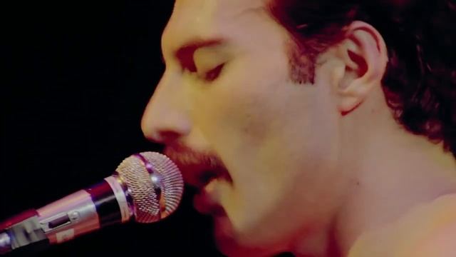 Best Voice Ever: Freddy Mercury / Queen - Mama (Bohemian Rhapsody)