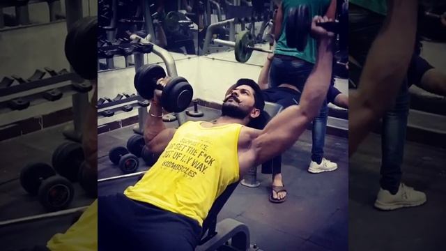Single hand dumbell press for better pump смотреть онлайн