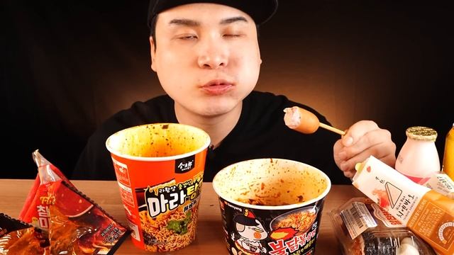 맛있는 편의점 음식 싹 쓸어왔습니다! 편의점 먹방~!! 리얼사운드 ASMR Mukbang(Eating Show) смотреть онлайн