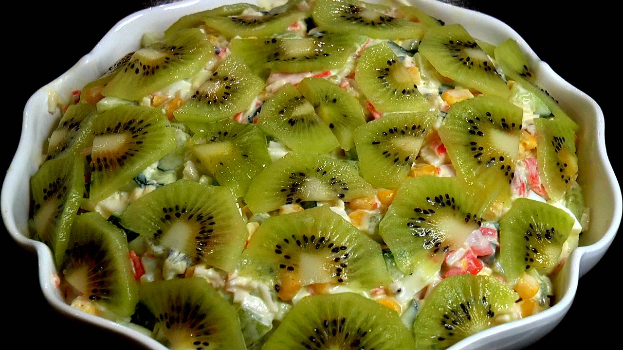 🎄 Салат МАЛАХИТ с Крабовыми Палочками и Киви. Быстрый салат на праздничный стол смотреть онлайн