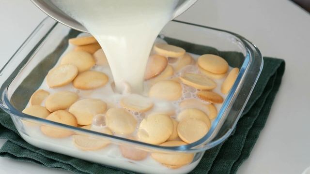 Unglaubliches Dessert in 15 Minuten, kein Ofen, keine Kondensmilch, kein Mehl! Minimales Fett! смотреть онлайн