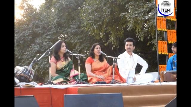 Bella Shende Sings 'Apsara Aali' Song Live at India Gate | Diwali Pahat | Delhi Marathi Pratisthan смотреть онлайн