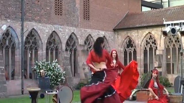 "Las Fuegas" - Gypsie-Improvisation anlässlich der "Blauen Nacht " in Nürnberg смотреть онлайн