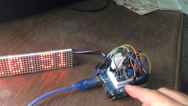 MAX7219 matrix led clock with alarm using Arduino смотреть онлайн