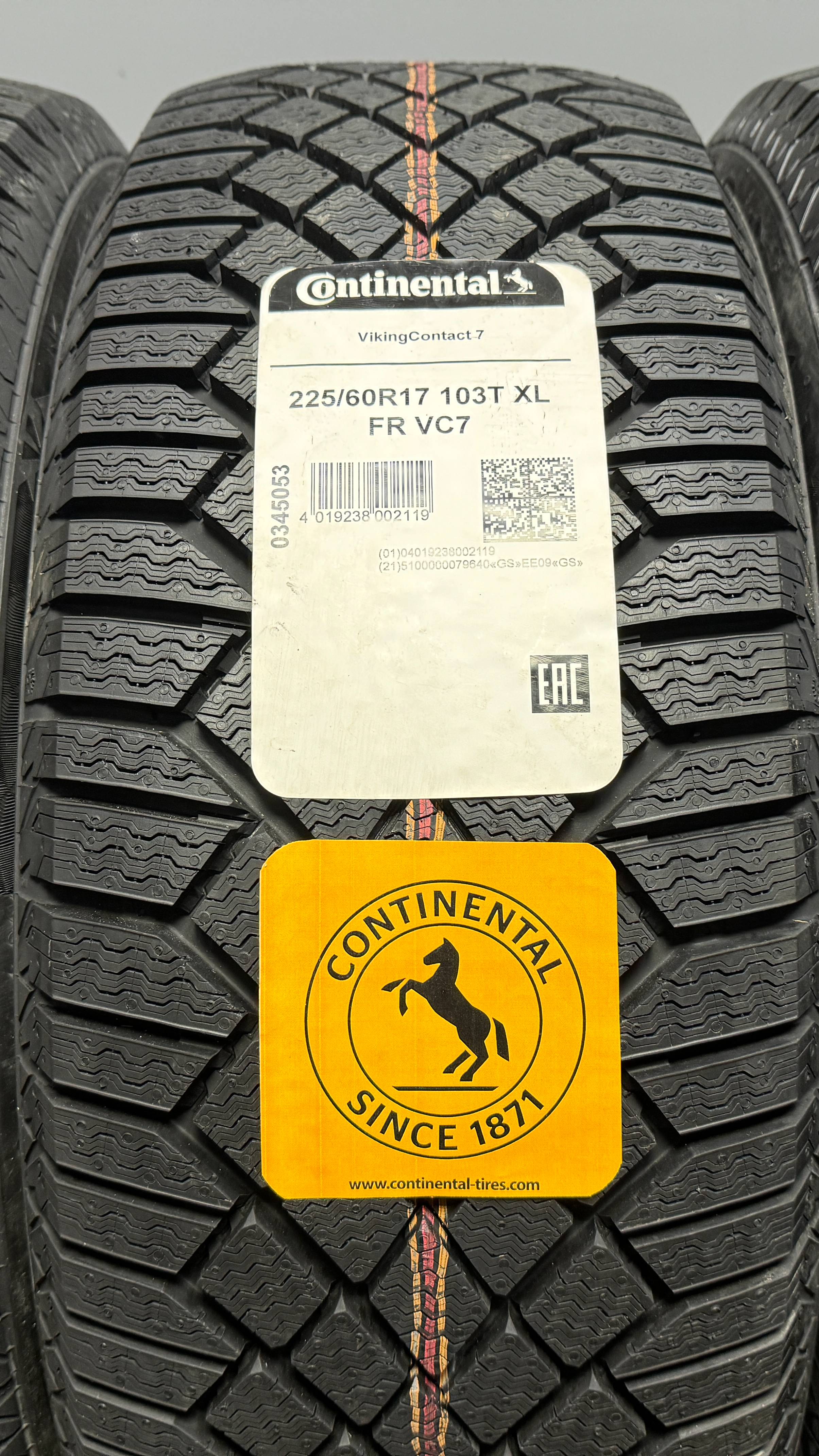 Continental VikingContact 7 225/60 R17 103T XL FR *(2020)