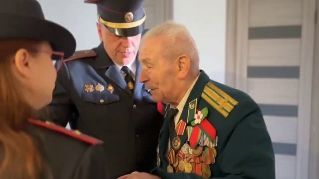 Охрана Бреста: с благодарностью за мирное небо смотреть онлайн