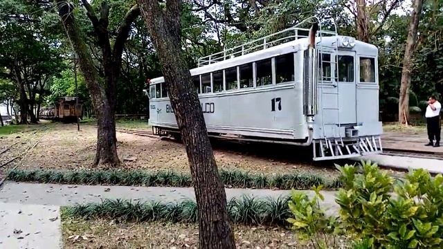 Jennifer y Buquito se sorprenden ber las cosas antiguas 😲😃 смотреть онлайн