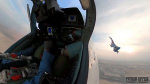 Ромб и встречный пилотаж Су-35С АГВП «Русские Витязи» Dubai Air Show 2023