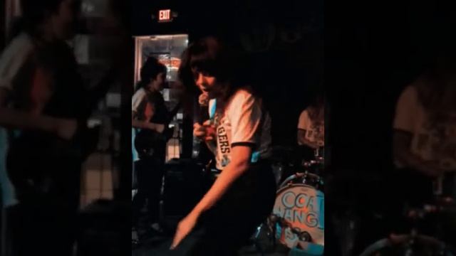 The Coathangers // Squeeki Tiki смотреть онлайн