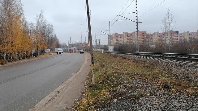 Поезд Выборг - Хийтола в окрестностях Выборга снято 27.10.2024г смотреть онлайн