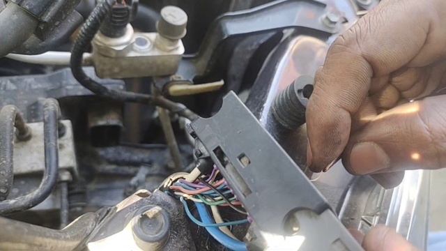 Toyota Causes and Fixes U0129 Code: Lost Communication with ABS (Brake System Control Module) смотреть онлайн