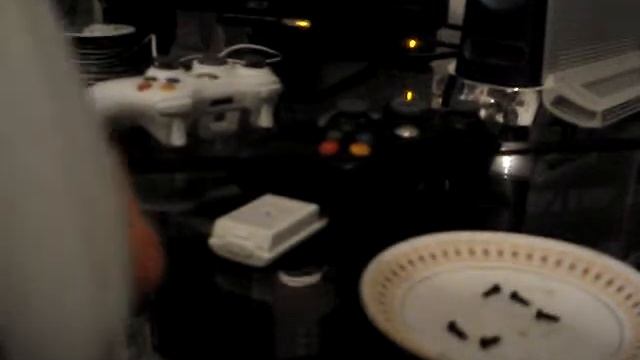 How to Take Apart an Xbox 360 Controller (please go to my site and subscribe) смотреть онлайн