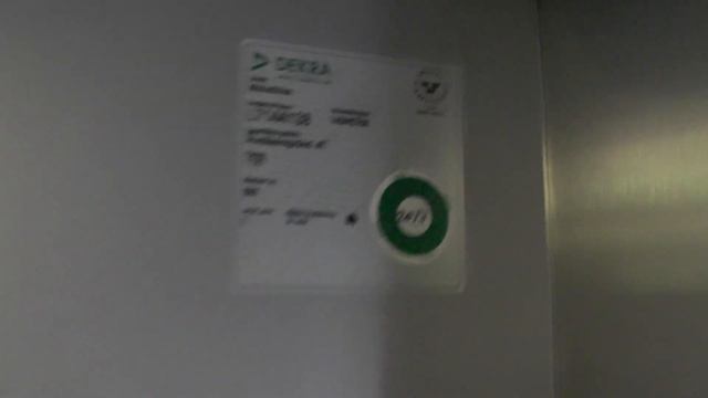 Siemens (MB: OTIS) Traction Elevator @ Älvsåkersgränd 45, Stockholm, Sweden! смотреть онлайн