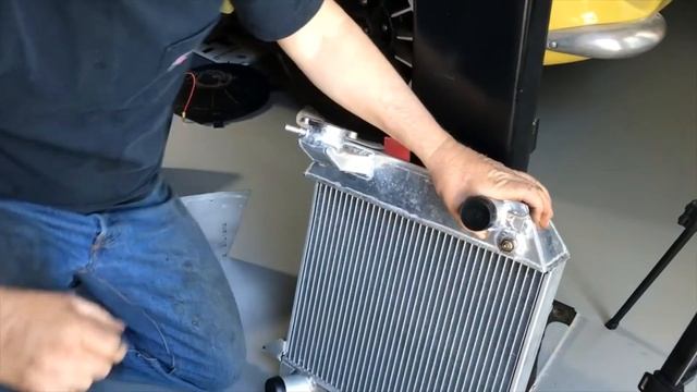 1963 Morgan DHC New Aluminum Radiator with Derek Willburn смотреть онлайн