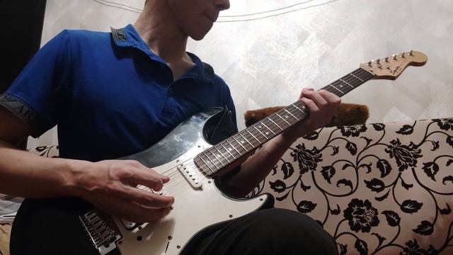 Fender Squier Bullet Strat + Line 6 Spider IV 15 продам смотреть онлайн