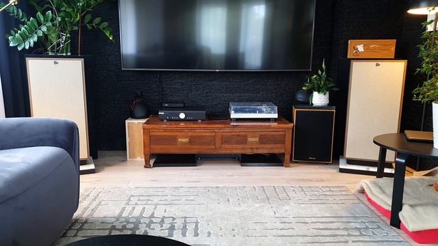 WIIM pro, Musical fidelity, Klipsch Forte 4 смотреть онлайн