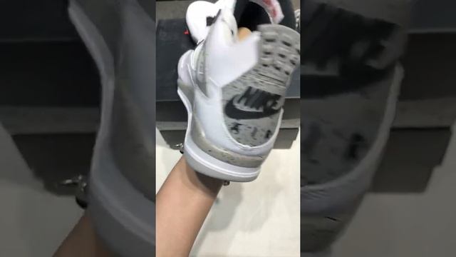 Air Jordan 4 ’89 OG “White Cement” White/Fire Red-Black-Tech Grey 840606-192 смотреть онлайн