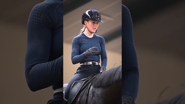 Create your dream bridle that fits your horse and your style 🤩💎💎 смотреть онлайн