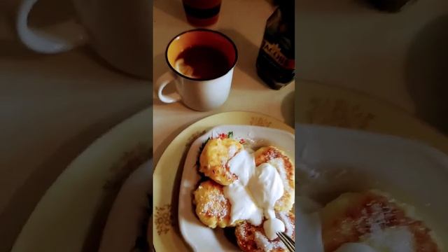 Любимый рецепт сырников с манкой!!!Воздушные и пышные! смотреть онлайн