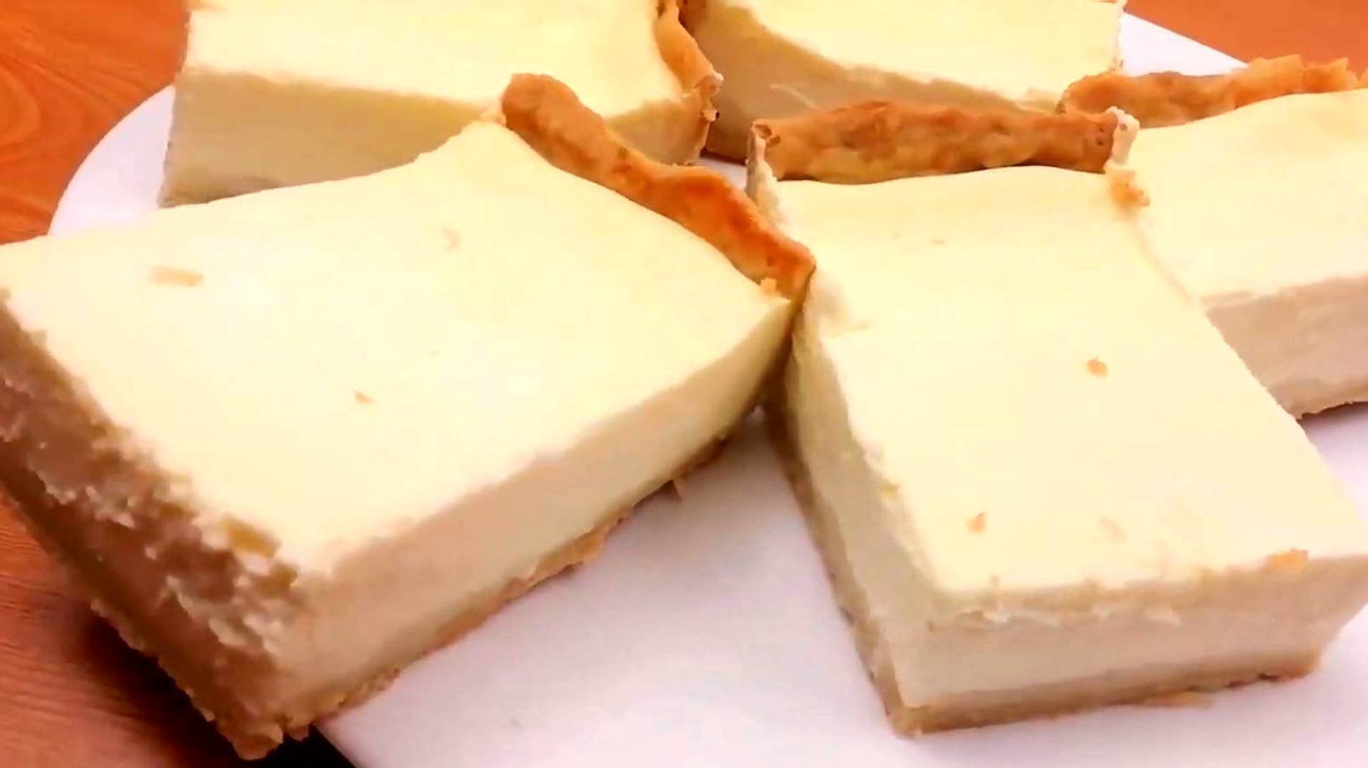 Нежнейший Сметанник!Просто и вкусно/ПИРОГ со сметанной заливкой/"Нежнее чизкейка" смотреть онлайн